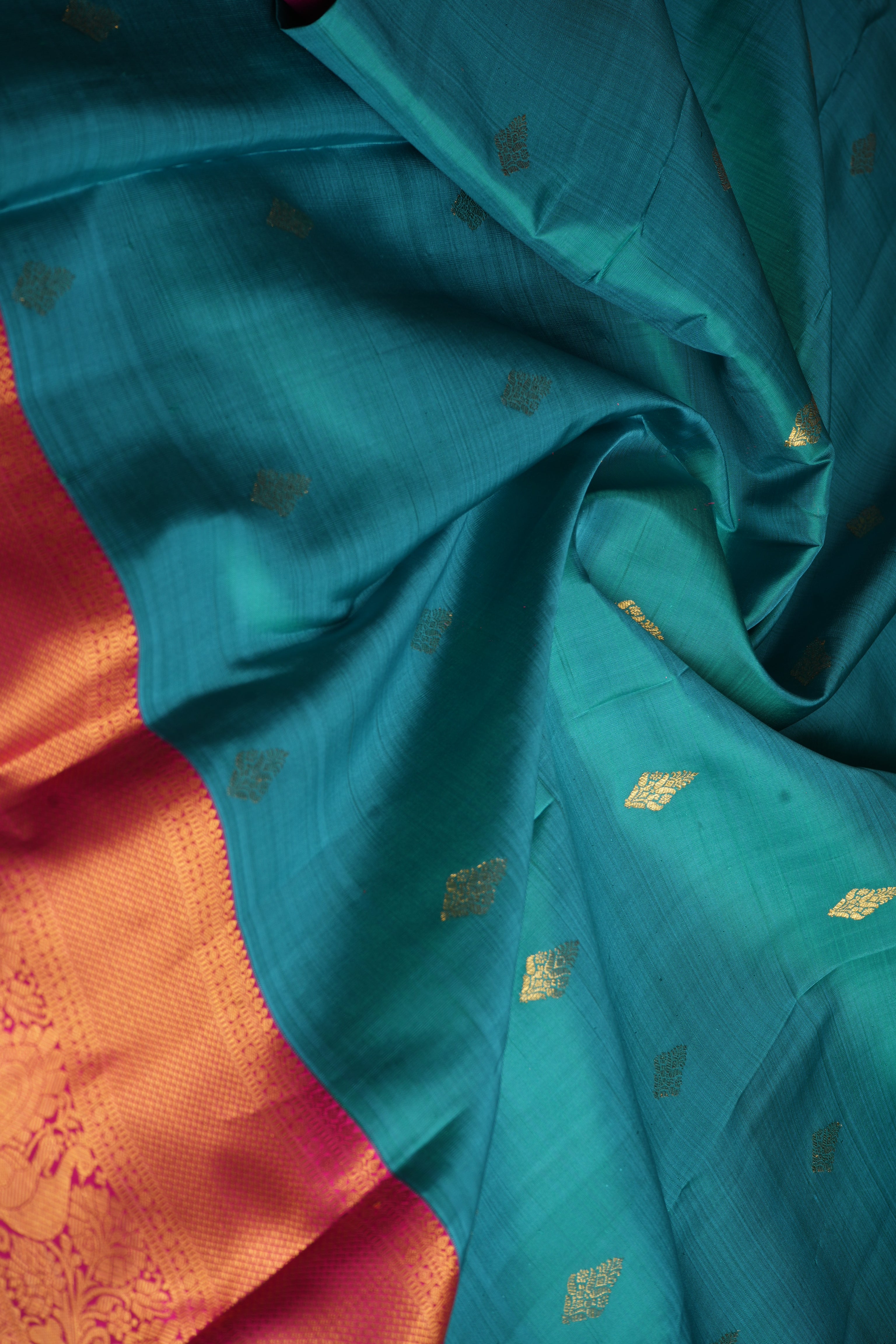Blue Pure Handloom Kanchipuram Saree With Pink Gold Zari Border